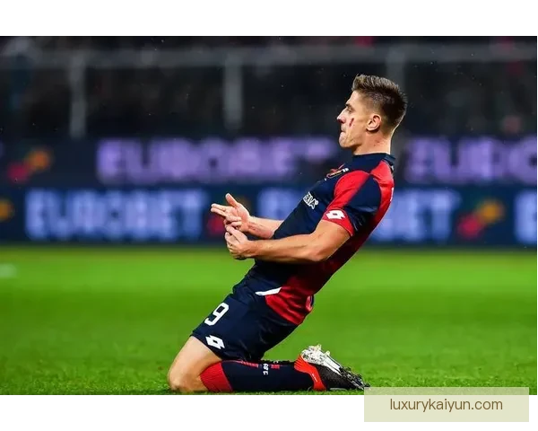 热那亚战术解析显示球队近期表现稳健，逐渐提升竞争力。