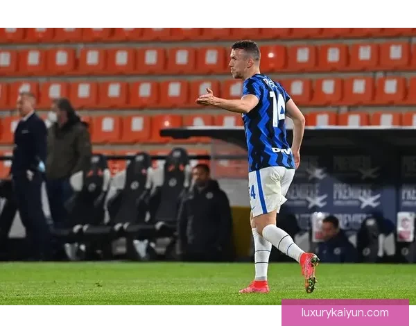 坦巴克蒂防守数据持续稳定，竞技状态备受关注