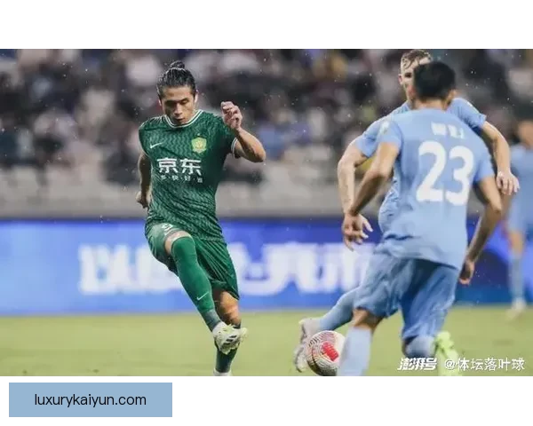 Foden 持续提升临场应变能力,为球队注入新活力 Foden 持续提升临场应变能力,为球队注入新活力