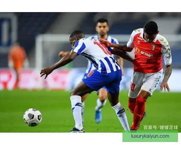 J1联赛大阪主场表现稳健，球队状态持续提升引人关注